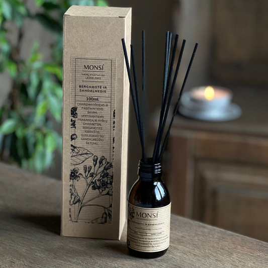 100ml. namų kvapas su lazdelėmis Bergamotė + sandalmedis